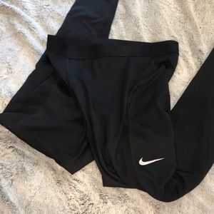 Nike pro hypercool leggings